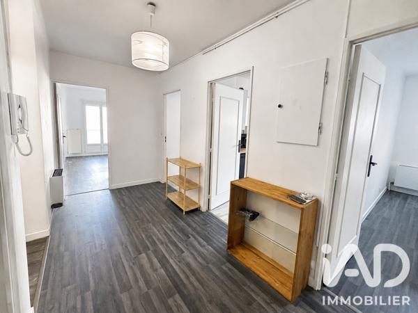 Location appartement 3 pièces 71 m² Élancourt