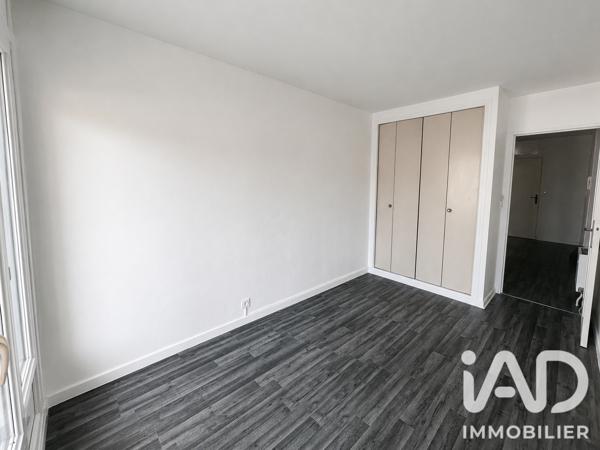 Location appartement 3 pièces 71 m² Élancourt