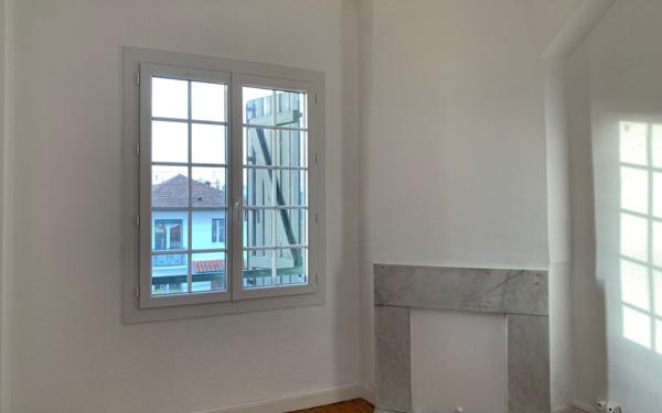 Maison à louer    7 pièces •  Bayonne