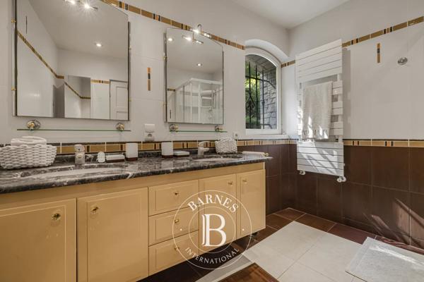 Cagnes-sur-Mer, Villa 4 Chambres -  215 m² à vendre