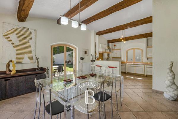 Cagnes-sur-Mer, Villa 4 Chambres -  215 m² à vendre