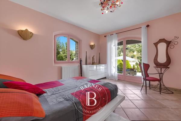 Cagnes-sur-Mer, Villa 4 Chambres -  215 m² à vendre