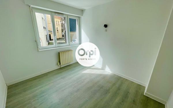 Appartement à louer    3 pièces •  Boulogne-sur-Mer