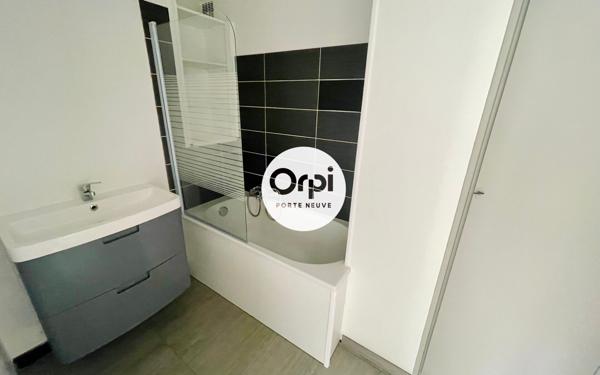 Appartement à louer    3 pièces •  Boulogne-sur-Mer