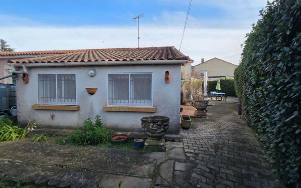 Maison à vendre    3 pièces •  Les Angles