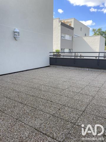 Appartement à vendre 4 pièces 85 m² Vaux-le-Pénil