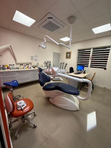 local professionnel AFFAIRE RARE