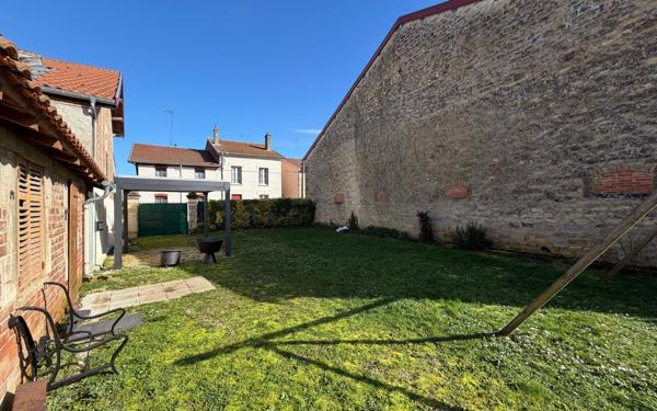 Maison à vendre    5 pièces •  Revigny-sur-Ornain