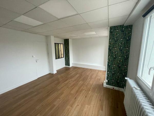 A VENDRE BUREAU 65 m² - CENTRE VILLE LA ROCHE SUR YON