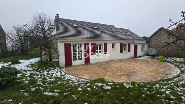 À VENDRE , Maison familiale DE 1990 , proche d'Étampes et de Milly-la-Forêt .