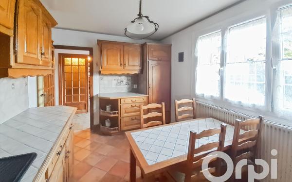 Maison à vendre    9 pièces • 163,40 m2 Gournay-en-Bray