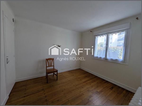 Au calme, proximité commerces et écoles et tram, garage