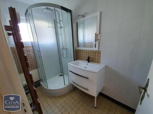 Appartement à louer 3 pièces 69m²