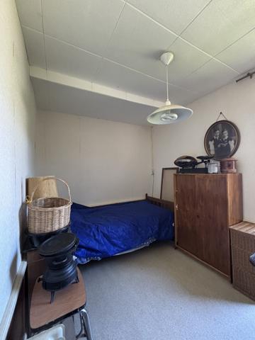 Corps de ferme , proche de CHATILLON SUR SEINE, comprenant une habitation de 80m², une grange et terrain :700m Montliot-et-Courcelles (21400)