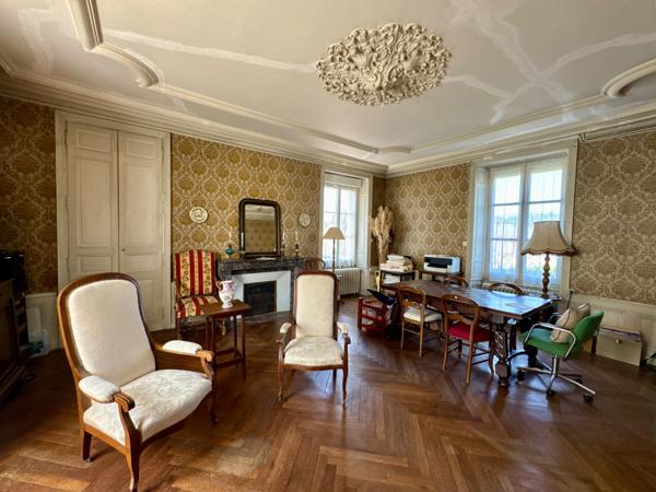 Maison de Maître 5 chambres avec jardin de 1382m2