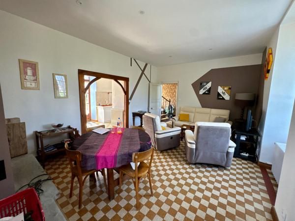 Maison de Maître 5 chambres avec jardin de 1382m2