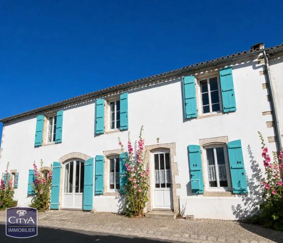 Maison à vendre 8 pièces 265m² Le Bois-Plage-en-Ré (17580)