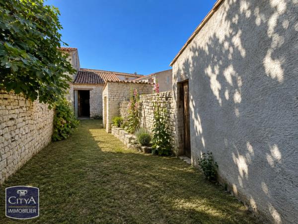 Maison à vendre 8 pièces 265m² Le Bois-Plage-en-Ré (17580)