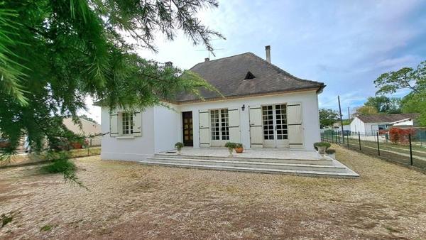 Maison à vendre |  Saint-Médard-de-Guizières |  5 pièces | 135 m²