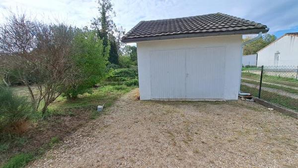 Maison à vendre |  Saint-Médard-de-Guizières |  5 pièces | 135 m²