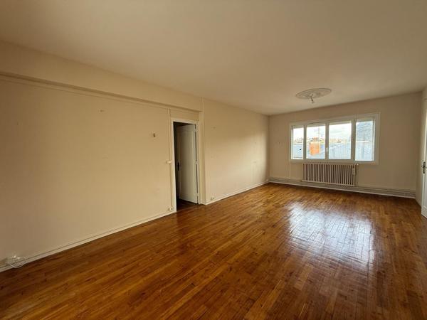 Appartement Perigueux 5 pièce(s) 105.69 m2