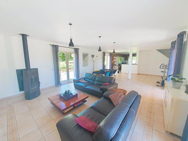 Achat maison près de FRONTON - 6 pièce(s) - 172 m² - 445 200 €