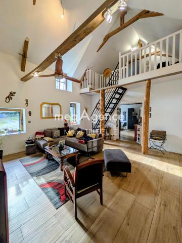 Maison à MEZERAY, 72270 - 5 pièces 166m²