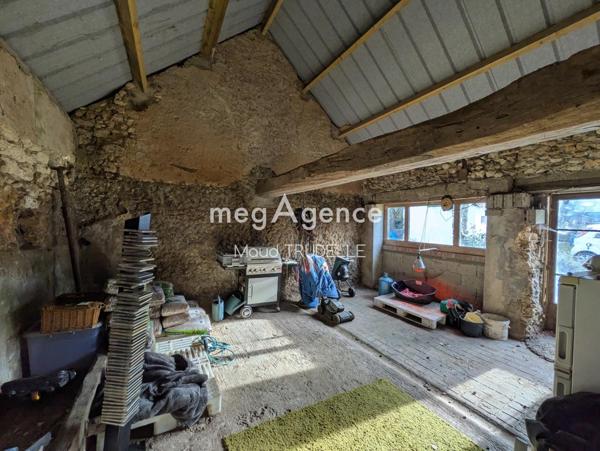 Maison à MEZERAY, 72270 - 5 pièces 166m²