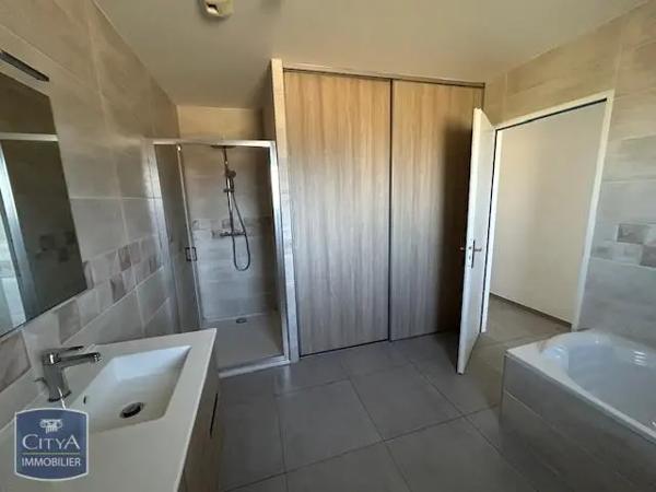 Maison à louer 4 pièces 116m²