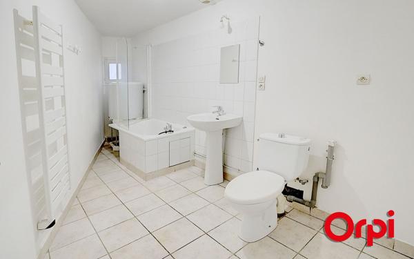 Appartement à vendre    2 pièces • 38 m2 Bourgoin-Jallieu