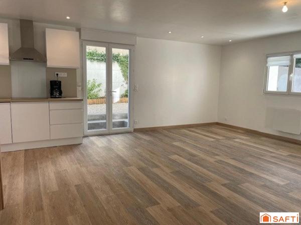 Appartement T2 - 52 m2 en RDJ/1 étage - 80 m2 jardin - entièrement rénové - RER C