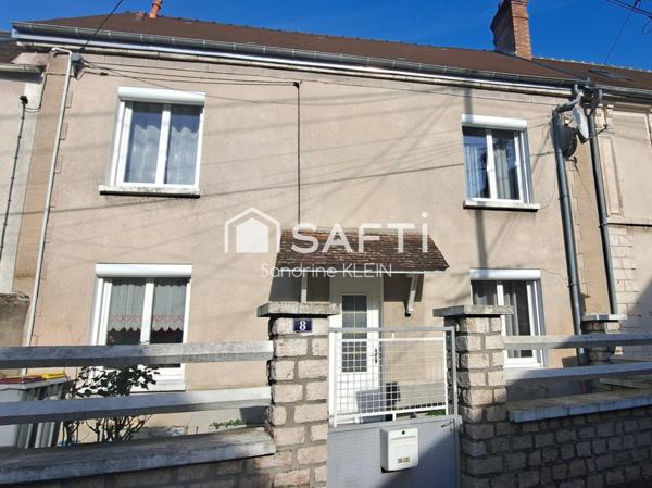 Maison de ville avec garage et jardin, Gare TER à pied