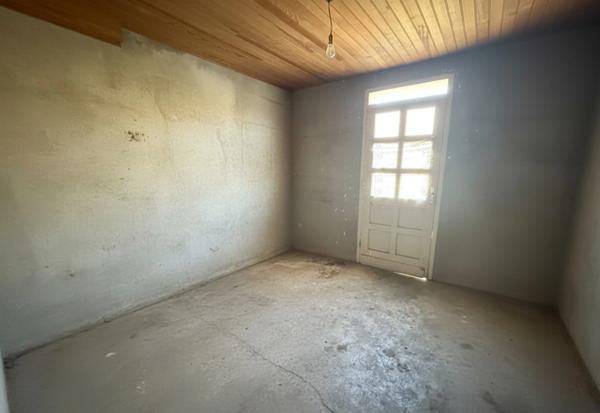 Maison avec dépendance et vue dégagée