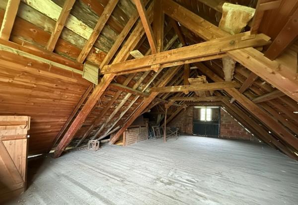 Maison avec dépendance et vue dégagée