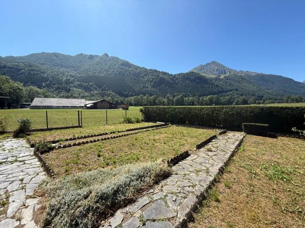 Maison avec dépendance et vue dégagée