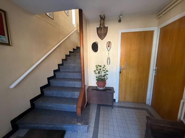 Maison avec dépendance et vue dégagée