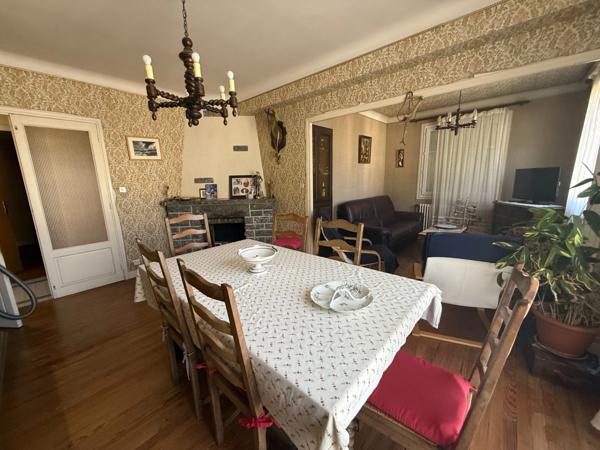 Maison avec dépendance et vue dégagée