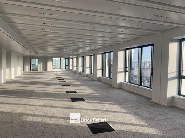Bureaux à louer à Lyon bureaux neufs avec rooftop et services premium