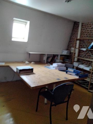 Maison DU XVIIéme siécle (inscrit à l'ismh) sur la commune de VALENCIENNES sur 408,64m² avec ga...