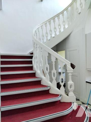 Maison DU XVIIéme siécle (inscrit à l'ismh) sur la commune de VALENCIENNES sur 408,64m² avec ga...