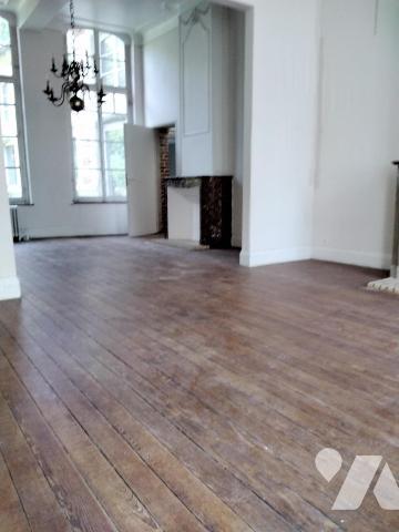 Maison DU XVIIéme siécle (inscrit à l'ismh) sur la commune de VALENCIENNES sur 408,64m² avec ga...