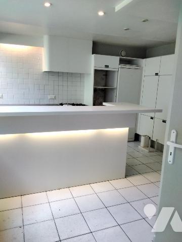 Maison DU XVIIéme siécle (inscrit à l'ismh) sur la commune de VALENCIENNES sur 408,64m² avec ga...