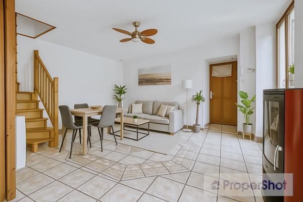 Appartement duplex  4 pièces - place de parking- CENTRE-VILLE