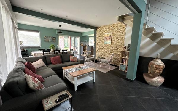 Maison à vendre    6 pièces •  Rivière-Saas-et-Gourby