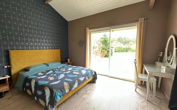 Maison à vendre    6 pièces •  Rivière-Saas-et-Gourby