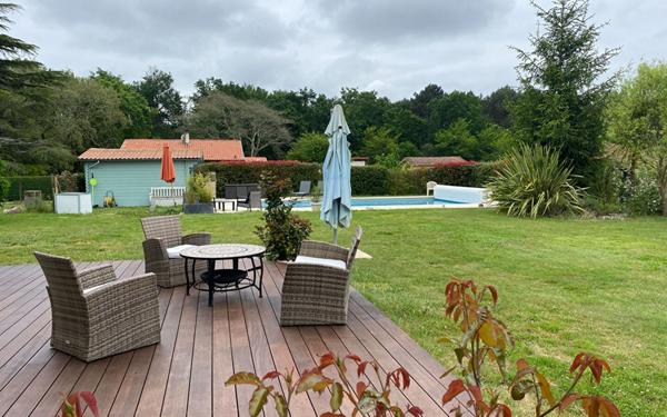 Maison à vendre    6 pièces •  Rivière-Saas-et-Gourby