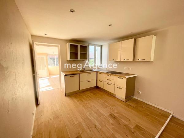 Appartement à TOULON, 83000 - 5 pièces 105m²