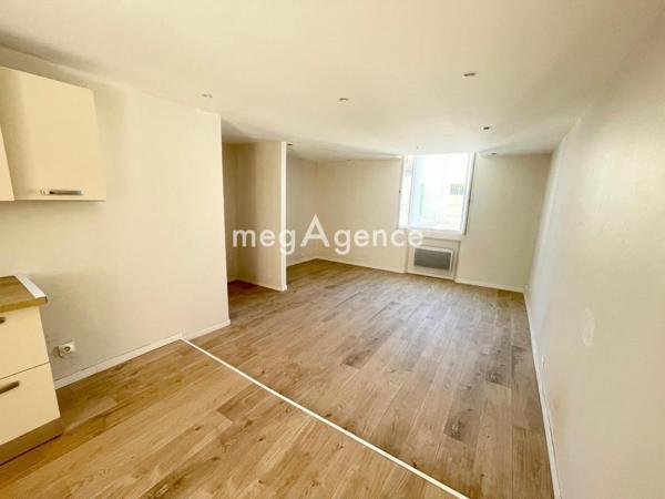 Appartement à TOULON, 83000 - 5 pièces 105m²