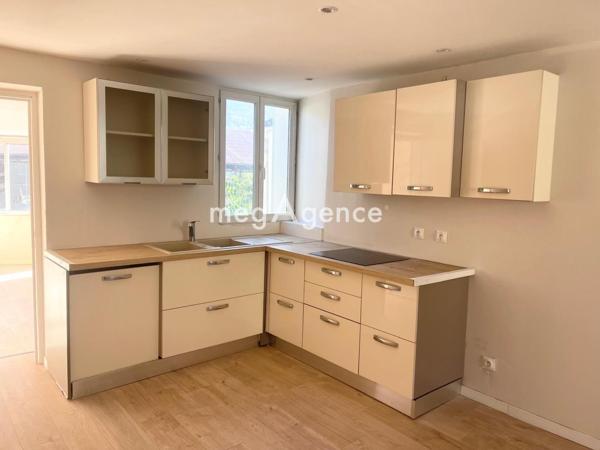 Appartement à TOULON, 83000 - 5 pièces 105m²