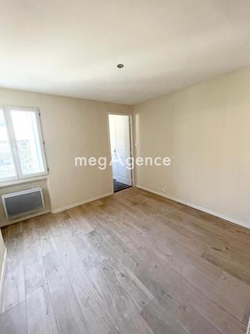 Appartement à TOULON, 83000 - 5 pièces 105m²